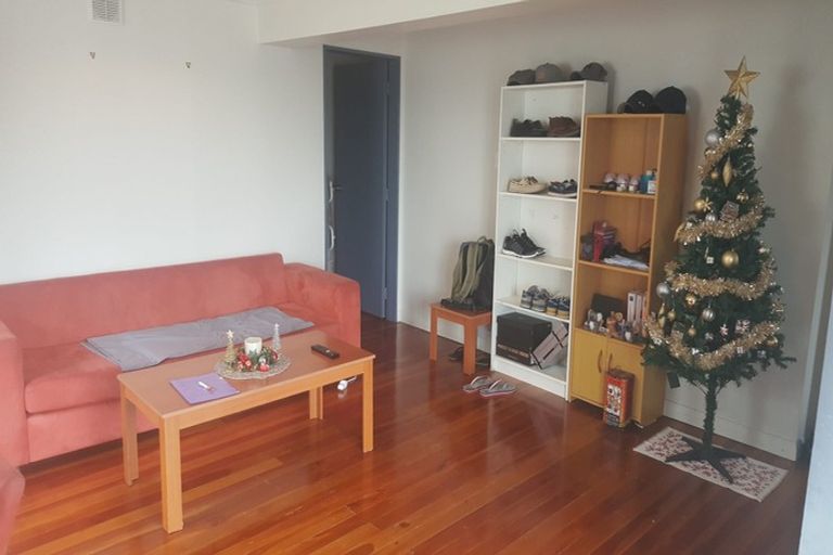 Photo of property in 30a Chesterton Street, Johnsonville, Wellington, 6037