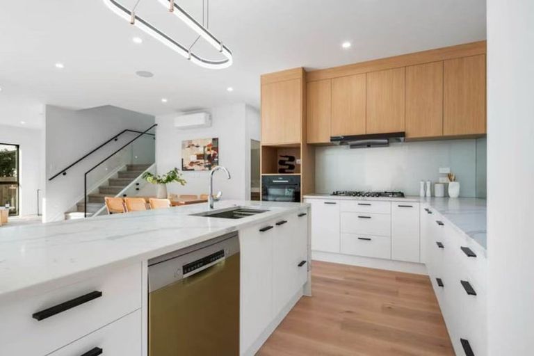 Photo of property in 10 Colum Place, Bucklands Beach, Auckland, 2014
