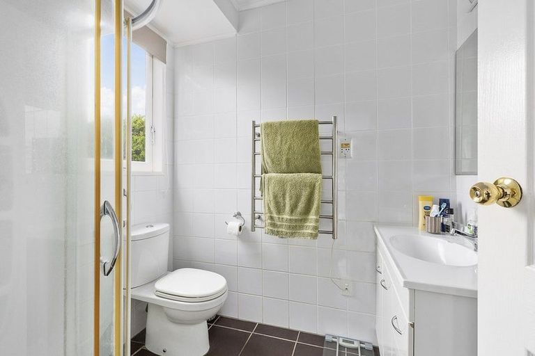 Photo of property in 2 Capstan Lane, Whitby, Porirua, 5024