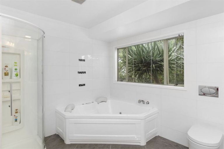Photo of property in 33c Tay Street, Mount Maunganui, 3116