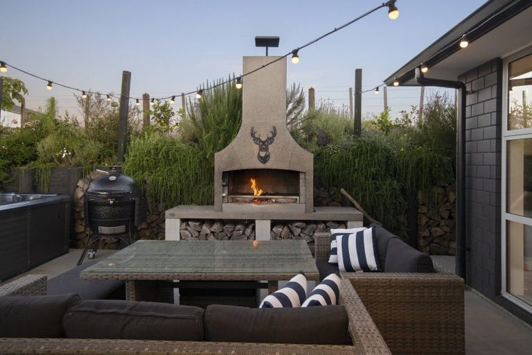 Photo of property in 120 Lisle Farm Drive, Pukekohe, 2120