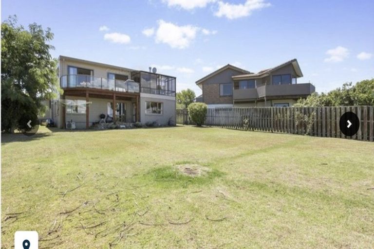 Photo of property in 35 Toroa Street, Torbay, Auckland, 0630