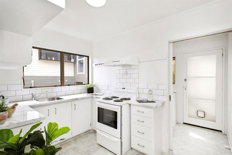 Photo of property in 22 Erris Street, Johnsonville, Wellington, 6037