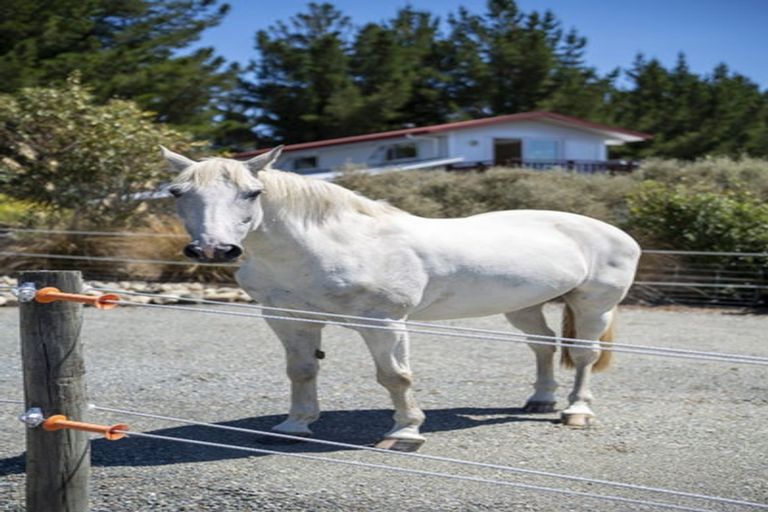 Photo of property in 1059 Hillside Manapouri Road, Manapouri, Te Anau, 9679