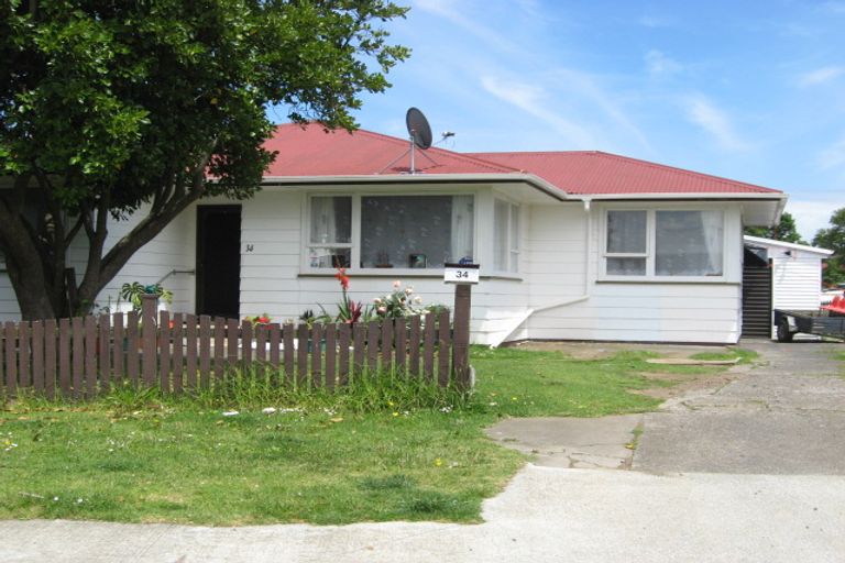 Photo of property in 34 Tarata Crescent, Mangere Bridge, Auckland, 2022