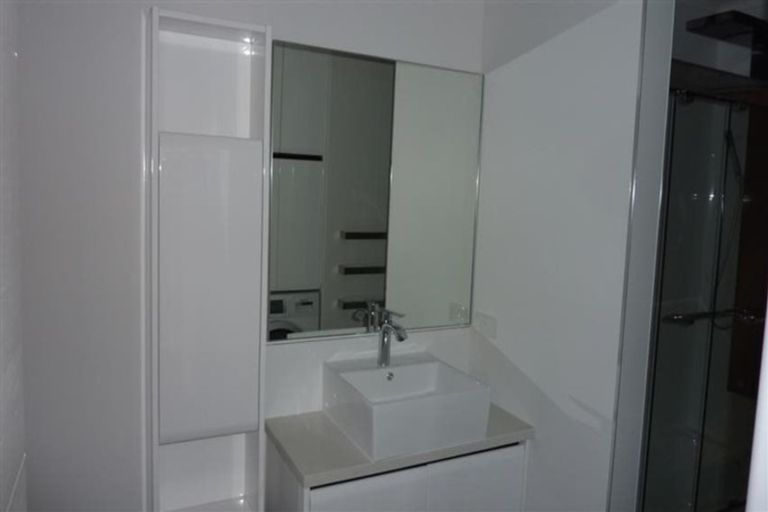 Photo of property in 162u6 Massey Street, Frankton, Hamilton, 3204