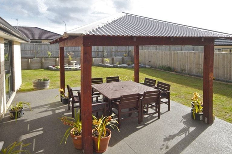 Photo of property in 10 Te Ironui Place, Huntington, Hamilton, 3210