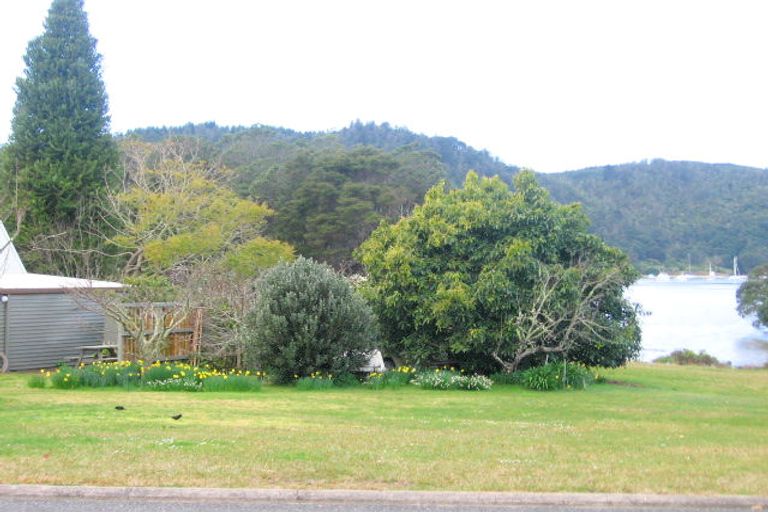 Photo of property in 126 Tukere Drive, Whangamata, 3620