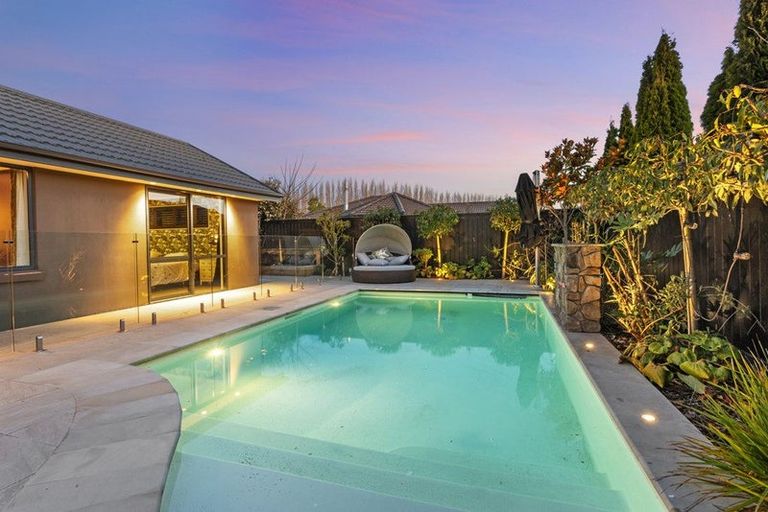 Photo of property in 75 O'neill Avenue, Northwood, Christchurch, 8051