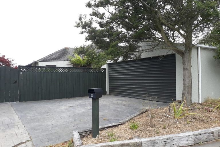 Photo of property in 8 Kyeburn Place, Avonhead, Christchurch, 8042