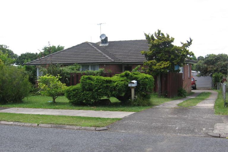 Photo of property in 3 Ware Place, Pakuranga Heights, Auckland, 2010