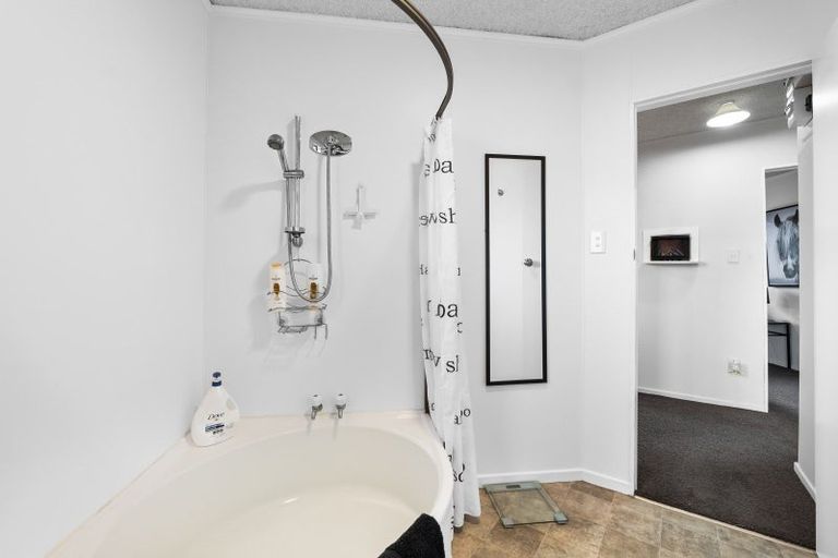 Photo of property in 152b Regan Street, Stratford, 4332