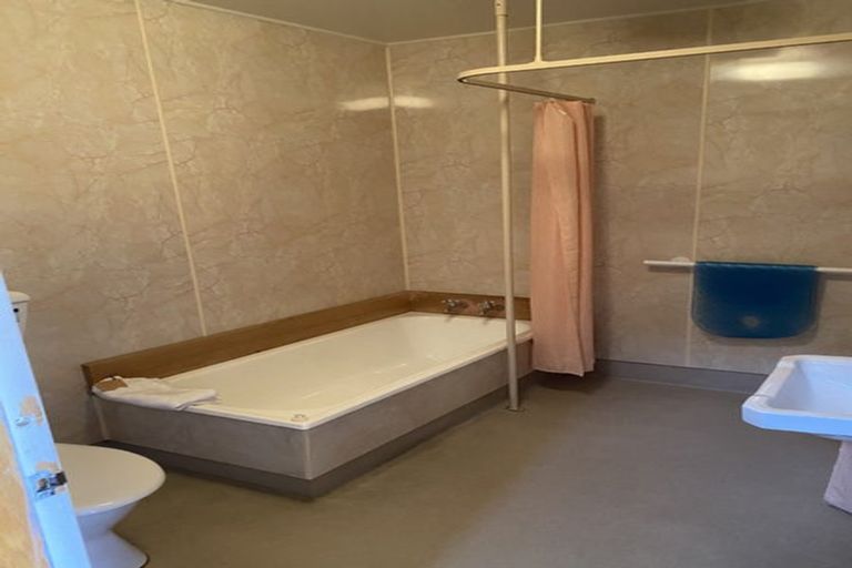 Photo of property in 1/24 Wharenui Road, Upper Riccarton, Christchurch, 8041