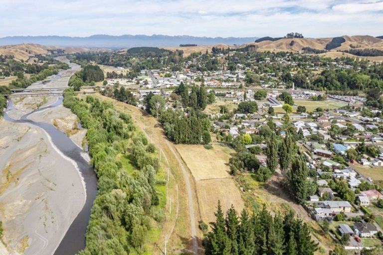 Photo of property in 52 Mcgreevy Street, Waipawa, 4210