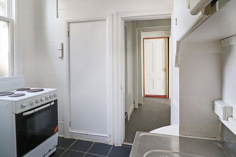 Photo of property in 104 Wallace Street, Mount Cook, Wellington, 6021