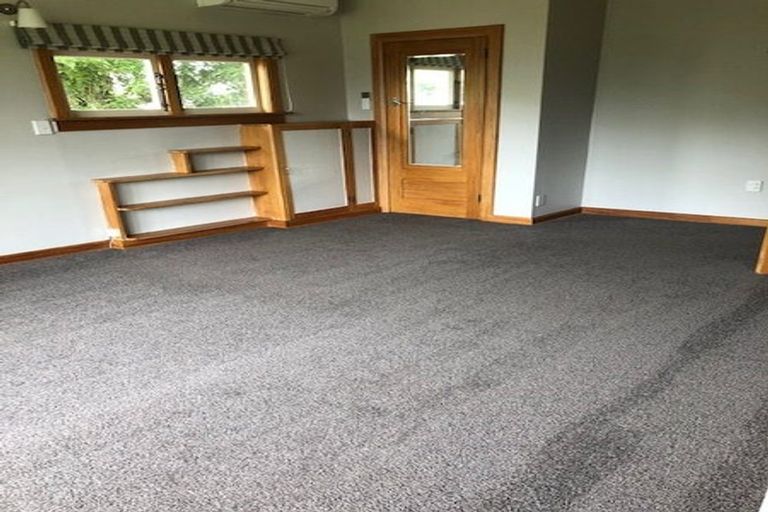 Photo of property in 25 Karina Terrace, Roslyn, Palmerston North, 4414