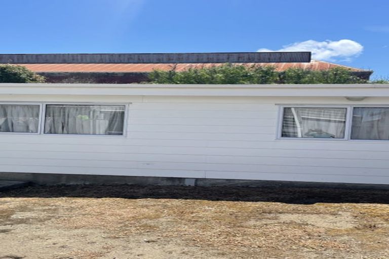 Photo of property in 55 Endeavour Street, Lyall Bay, Wellington, 6022
