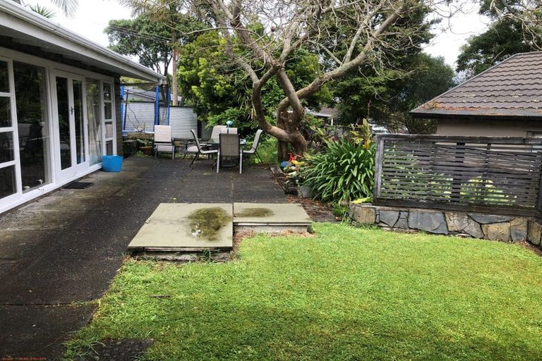 Photo of property in 4 Manutara Avenue, Forrest Hill, Auckland, 0620