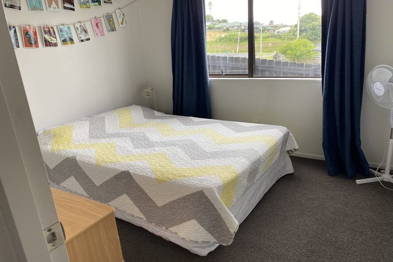 Photo of property in 9 Esmeralda Street, Welcome Bay, Tauranga, 3112