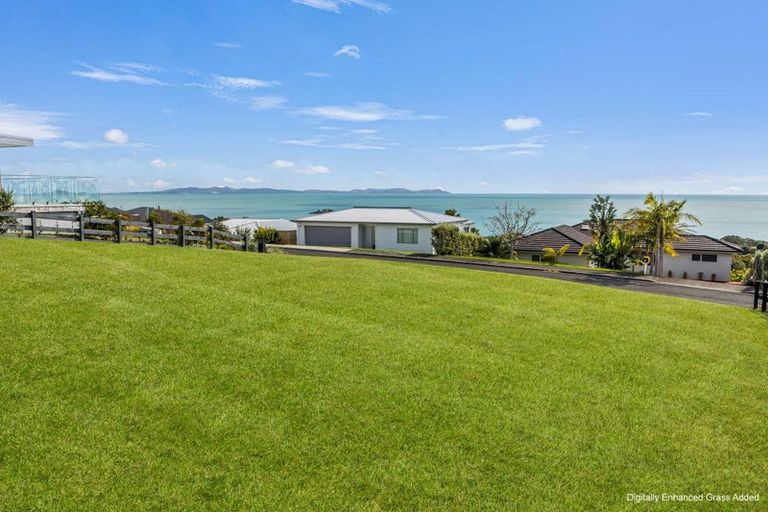 Photo of property in 12 Christine Drive, Coopers Beach, 0420