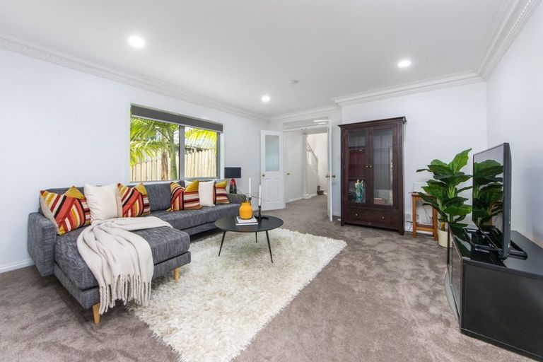 Photo of property in 29 Ian Marwick Place, Birkenhead, Auckland, 0626