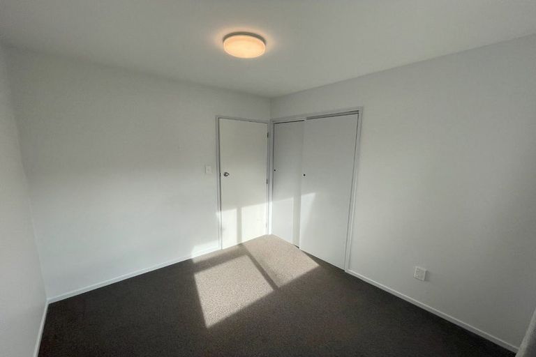Photo of property in 1/14 Salford Avenue, Redwood, Christchurch, 8051