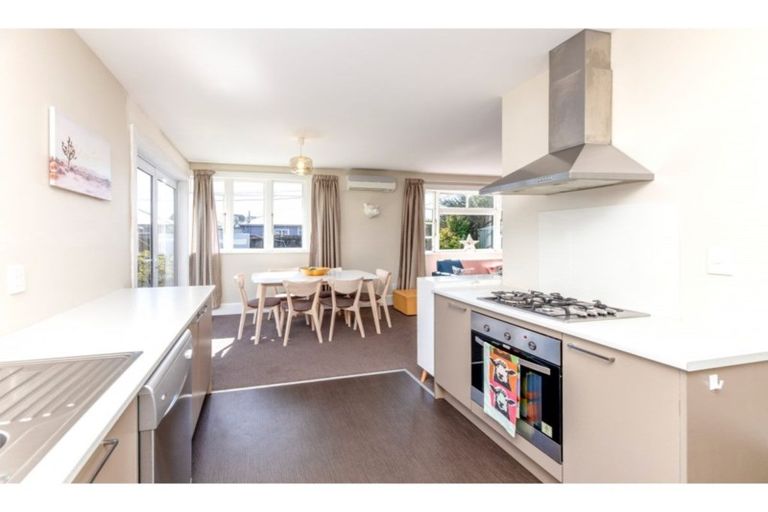 Photo of property in 45 Simeon Street, Spreydon, Christchurch, 8024