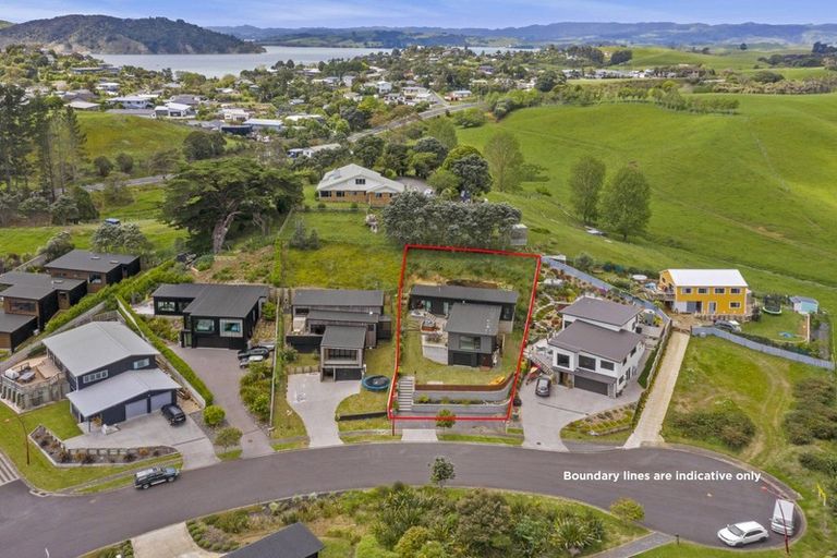 Photo of property in 36 Robertson Street, Raglan, 3225