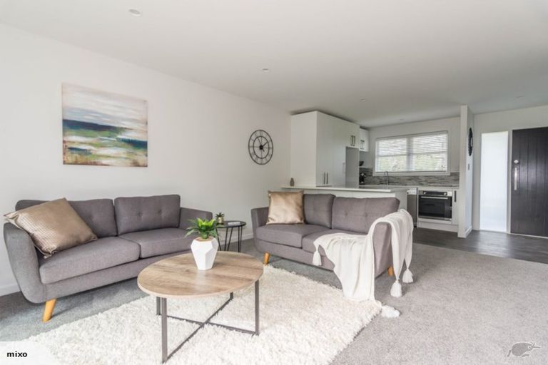 Photo of property in 4b Rheingold Place, Huapai, Kumeu, 0810
