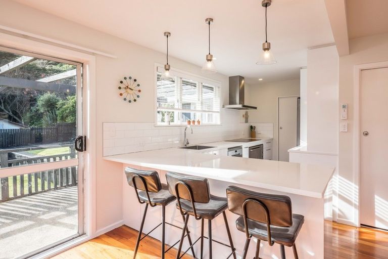 Photo of property in 5 Mamaku Street, Paraparaumu, 5032