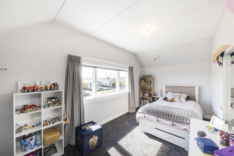 Photo of property in 34 Saint Johns Avenue, Palmerston North, 4414