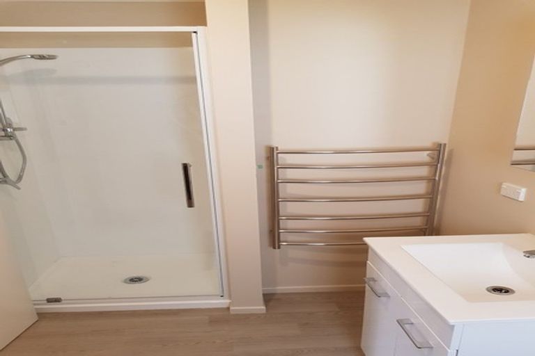 Photo of property in 24 Hori Street, Vogeltown, New Plymouth, 4310