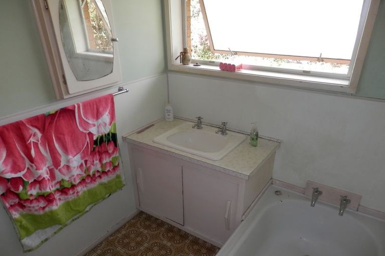 Photo of property in 122 Riverview Road, Huntly, 3700