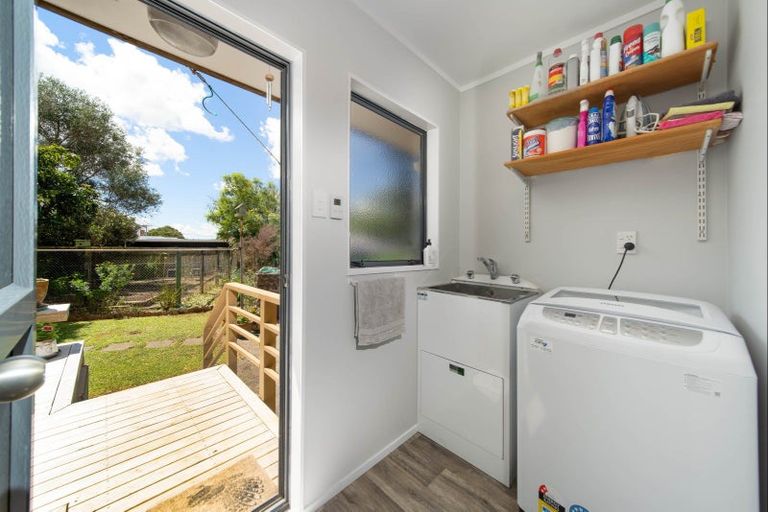 Photo of property in 8 Vera Heights, Maungakaramea, Whangarei, 0178