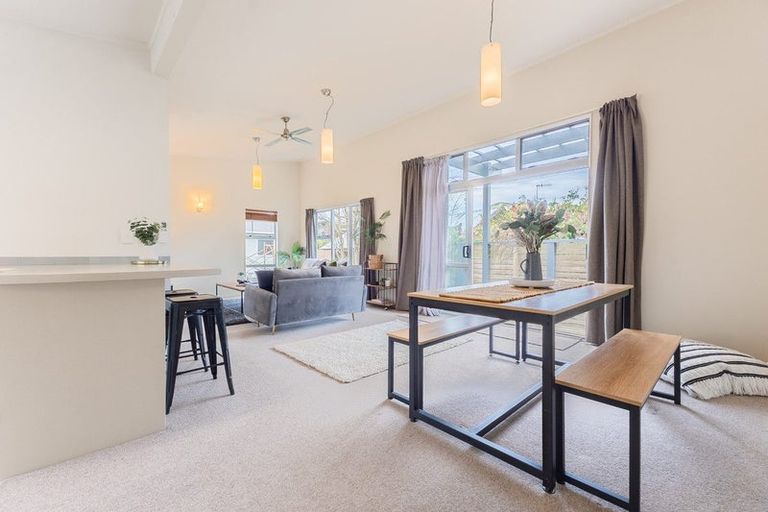 Photo of property in 2a Kokako Road, Otaihanga, Paraparaumu, 5036