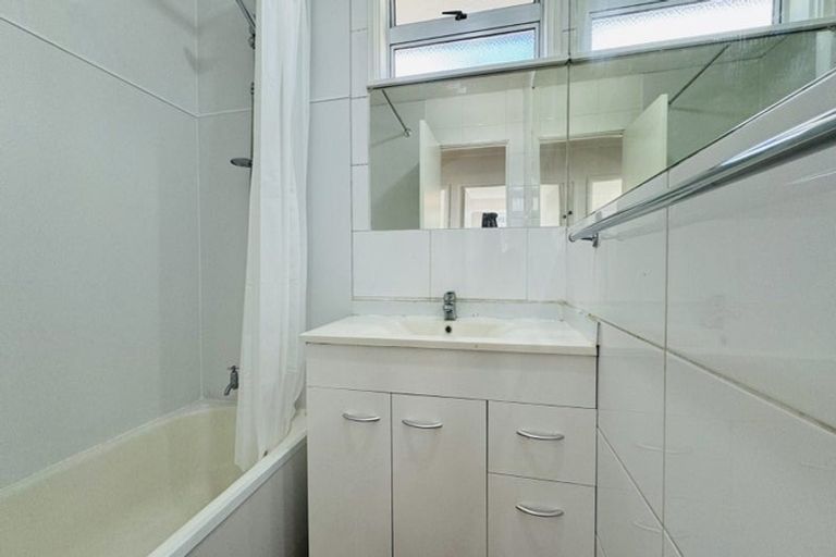 Photo of property in 15 Cardrona Place, Favona, Auckland, 2024