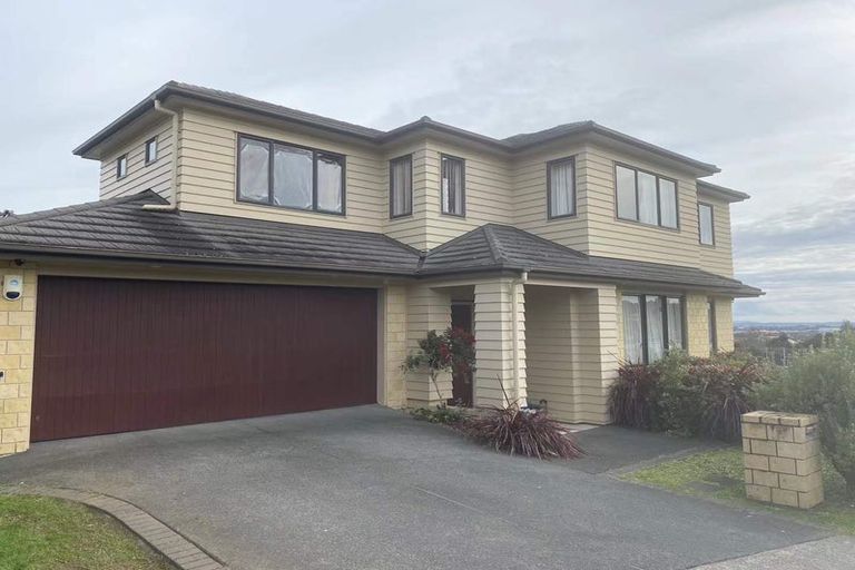 Photo of property in 1 Cetona Court, Flat Bush, Auckland, 2019