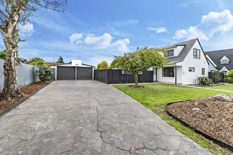 Photo of property in 12 Torlesse Crescent, Darfield, 7510