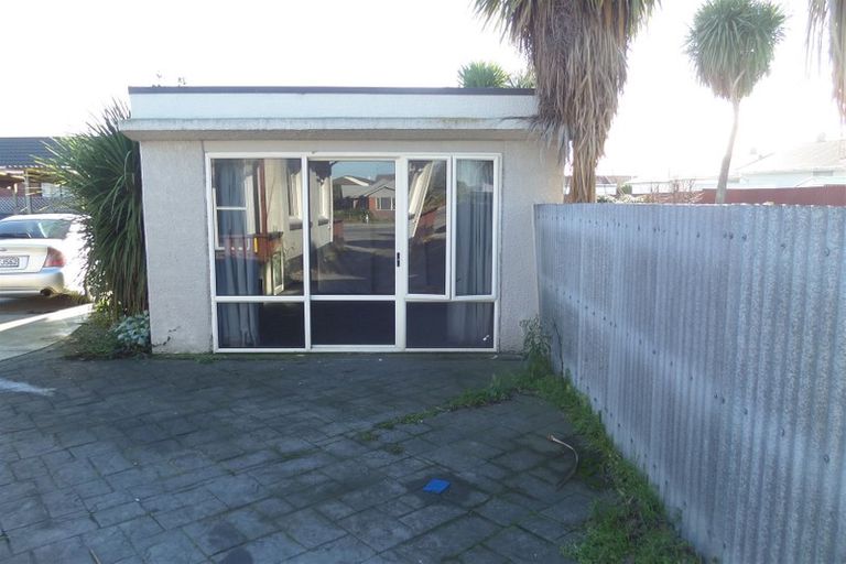 Photo of property in 74 Springs Road, Hornby, Christchurch, 8042