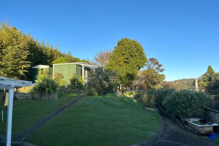 Photo of property in 757 South Titirangi Road, Titirangi, Auckland, 0604