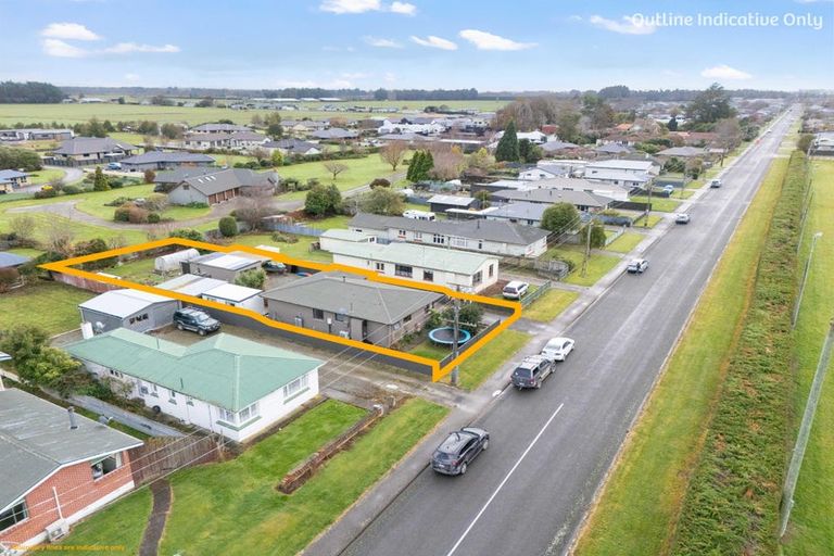 Photo of property in 8 Mackenzie Street, Winton, 9720