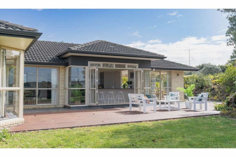 Photo of property in 2 Palm Drive, Kerikeri, 0294