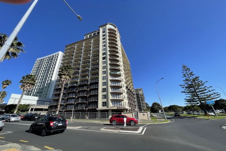 Photo of property in 3d/18 Ronwood Avenue, Manukau, Auckland, 2104