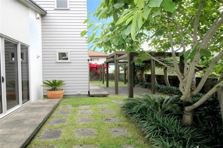 Photo of property in 53 Coachman Drive, Flat Bush, Auckland, 2016
