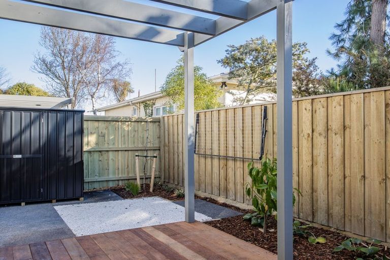 Photo of property in 1/101 Charles Street, Waltham, Christchurch, 8011