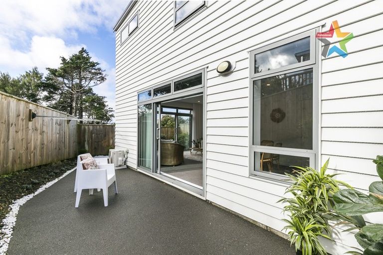 Photo of property in 30u9 Monowai Road, Johnsonville, Wellington, 6037