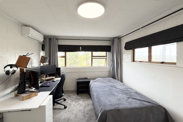 Photo of property in 204 Don Buck Road, Massey, Auckland, 0614