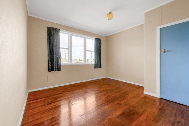 Photo of property in 13 Minifie Avenue, Melville, Hamilton, 3206