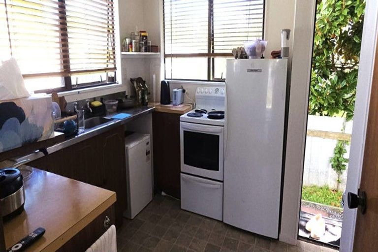 Photo of property in 45/45b Avenue Road, Foxton, 4814