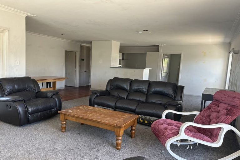 Photo of property in 1/422 Hibiscus Coast Highway, Orewa, 0931